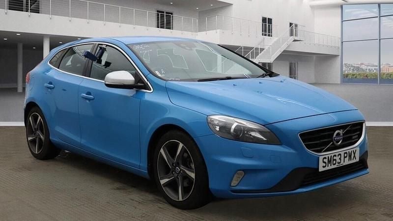 Blue Used 2014 Volvo V40 R-Design Hatchback | £4,895 (Fair price) - Image 1/4