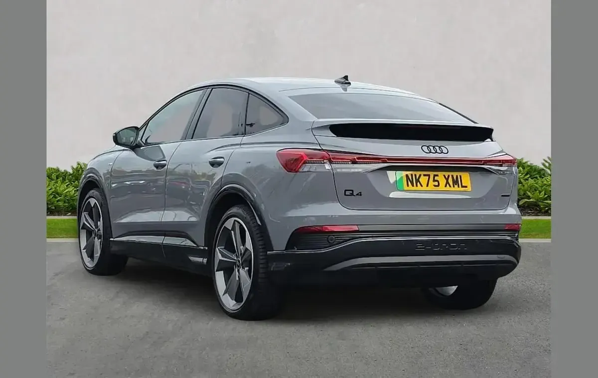 New Audi Q4 e-tron Black Edition 206 kW (281 HP) 2025 Other SUV
