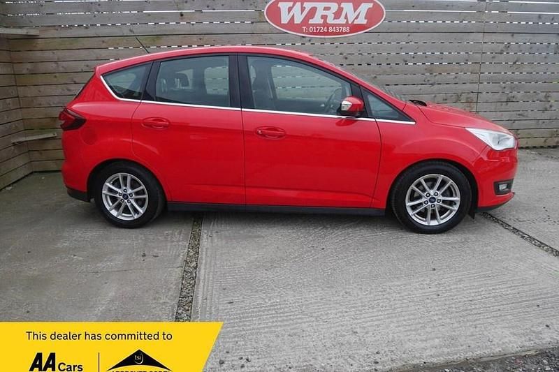 Used Ford C-MAX Zetec 125 HP (91 kW) 2017 Red MPV