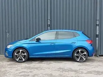 Used Seat Ibiza FR Sport 110 HP (80 kW) 2023 Blue Hatchback