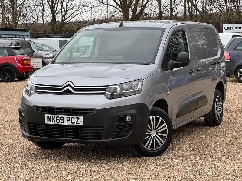 Used Citroën Berlingo 100 HP (73 kW) 2019 Grey MPV