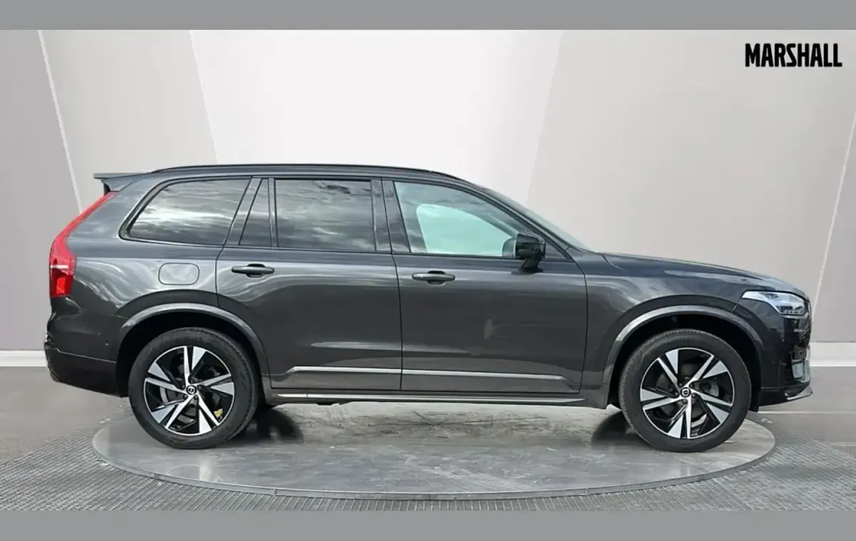 Used Volvo XC90 Plus 247 HP (181 kW) 2024 Grey SUV