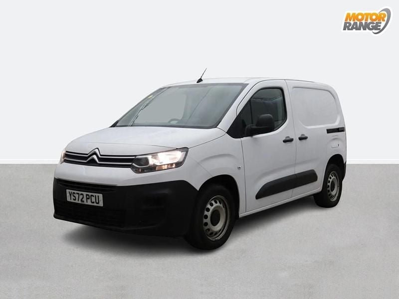 Used Citroën Berlingo 100 HP (73 kW) 2023 White MPV