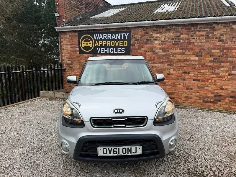Used Kia Soul 126 HP (92 kW) 2011 Silver SUV