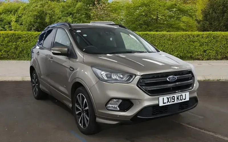 Usado Ford Kuga ST-Line 182 HP (133 kW) 2019 SUV