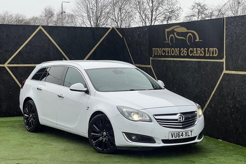 White Used 2015 Vauxhall Insignia Elite Estate | £4,295 (Fair price) - Image 1/1