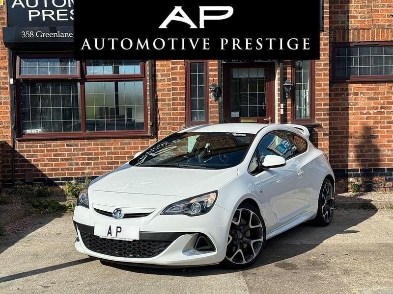 White Used 2015 Vauxhall Astra GTC S Hatchback | £10,240 (A bit pricey) - Image 1/4