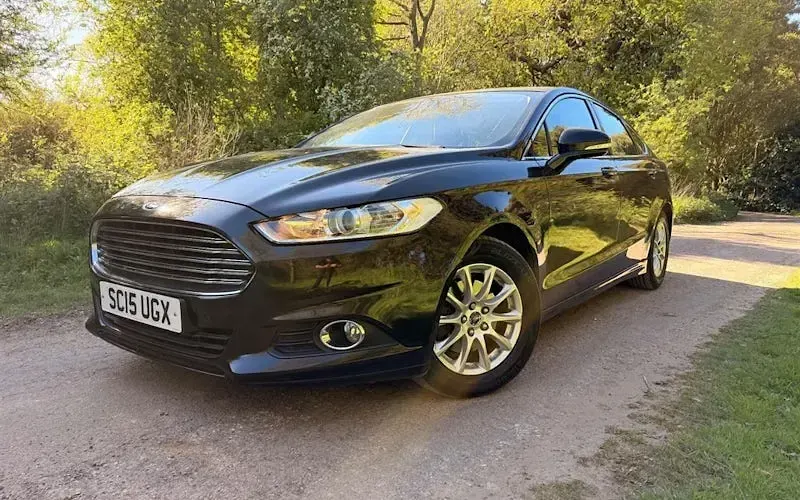 Usado Ford Mondeo Zetec 150 HP (110 kW) 2015 Citadino