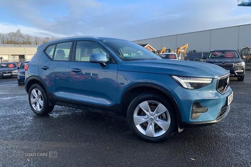 Blue Used 2024 Volvo XC40 Core SUV | £25,995 (Fair price) - Image 1/1