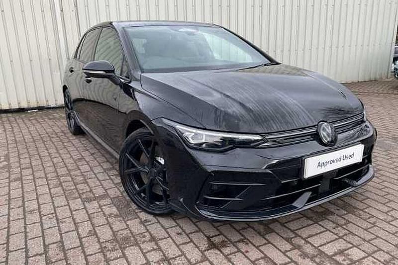 New VW Golf VIII 333 HP (244 kW) 2025