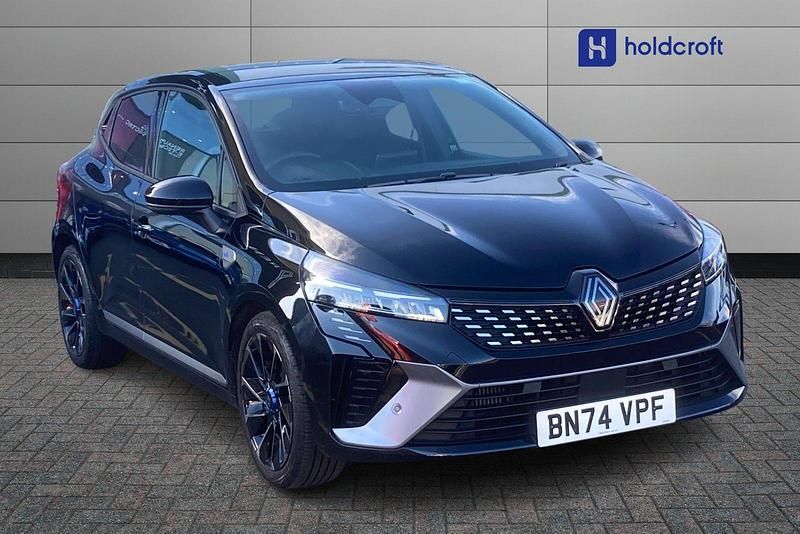Metallic diamond black Used 2024 Renault Clio V Hatchback | £17,899 (A bit pricey) - Image 1/1