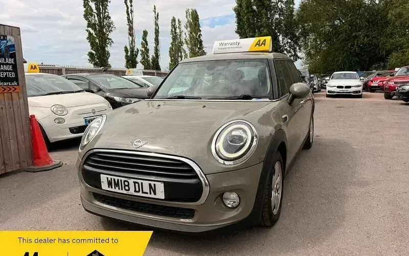 Used Mini Cooper Hatch 136 HP (100 kW) 2018 Grey Hatchback