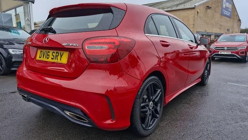 Used Mercedes A180 AMG line 2016 Red Hatchback