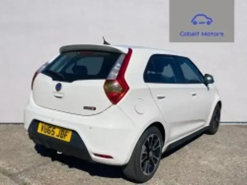 Usado MG MG3 106 HP (77 kW) 2015 Branco Citadino