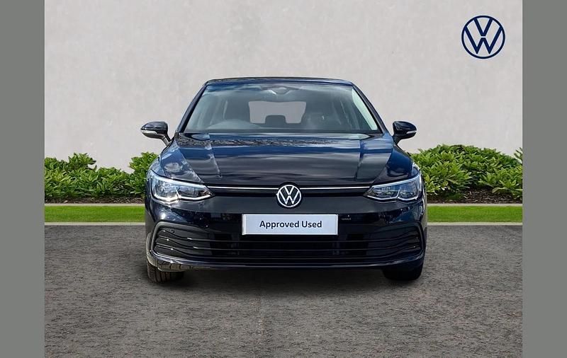 Used VW Golf VIII Life 110 HP (80 kW) 2021 Black Hatchback