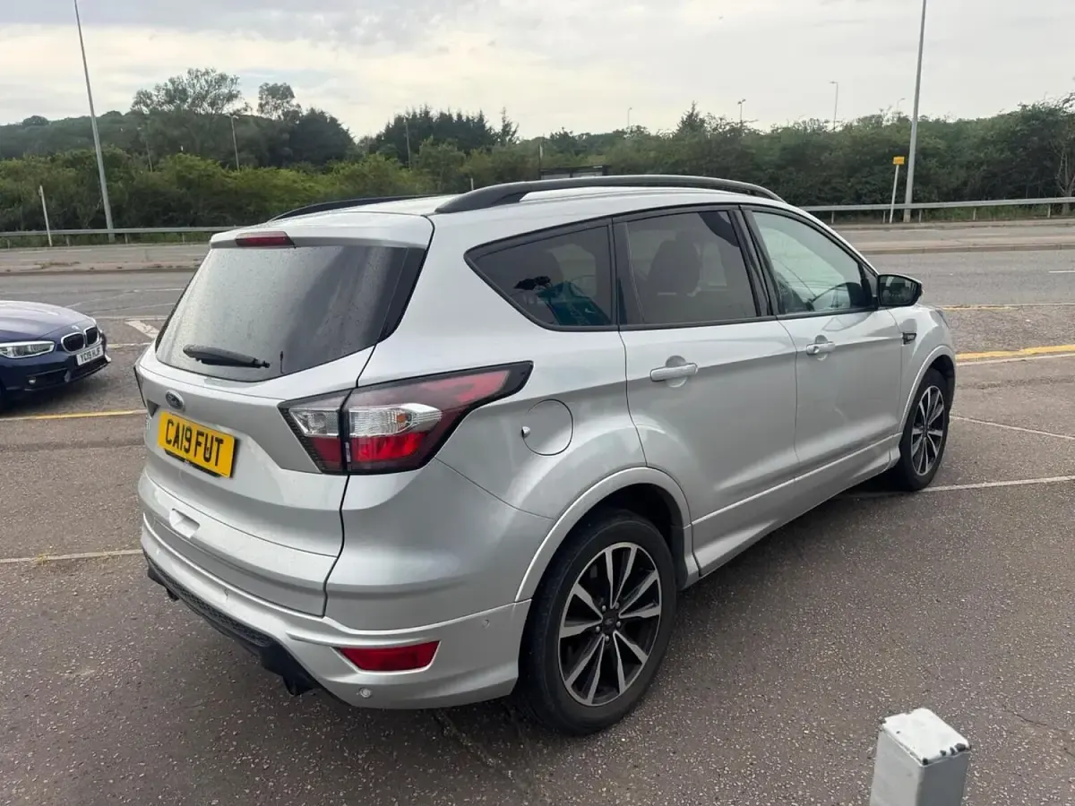 Used Ford Kuga ST-Line 150 HP (110 kW) 2019 Silver SUV