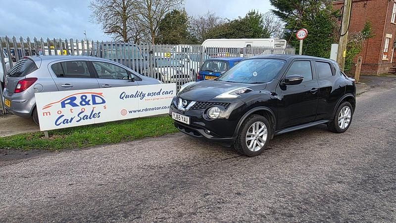 Used Nissan Juke Acenta Premium 115 HP (84 kW) 2015 Black SUV