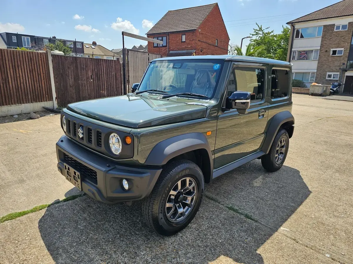 Used Suzuki Jimny SZ5 101 HP (74 kW) 2024 Green SUV