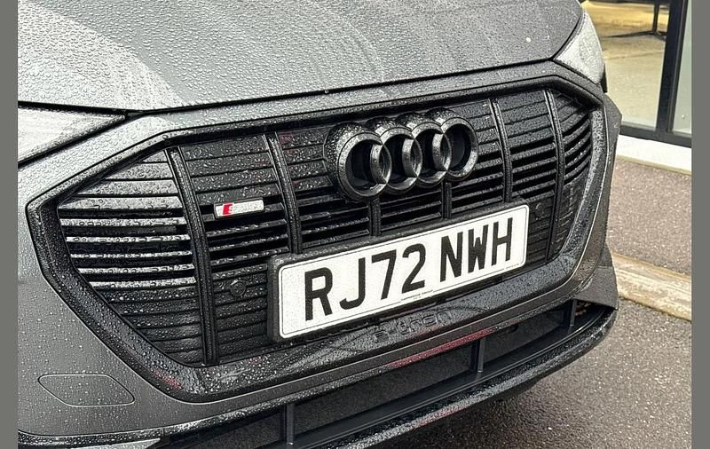 Used Audi e-tron Sportback Black Edition 230 kW (313 HP) 2023 Grey SUV