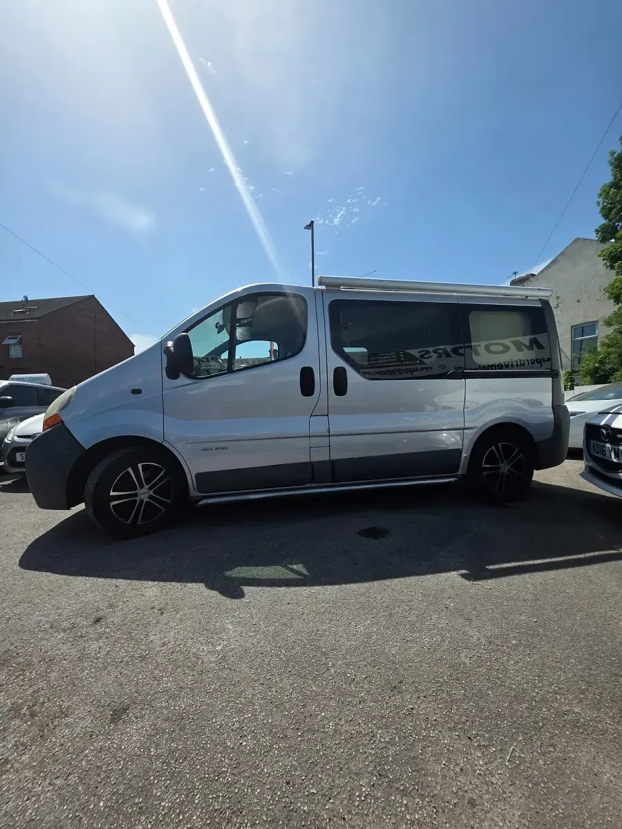 Used Renault Trafic 2003 Silver MPV