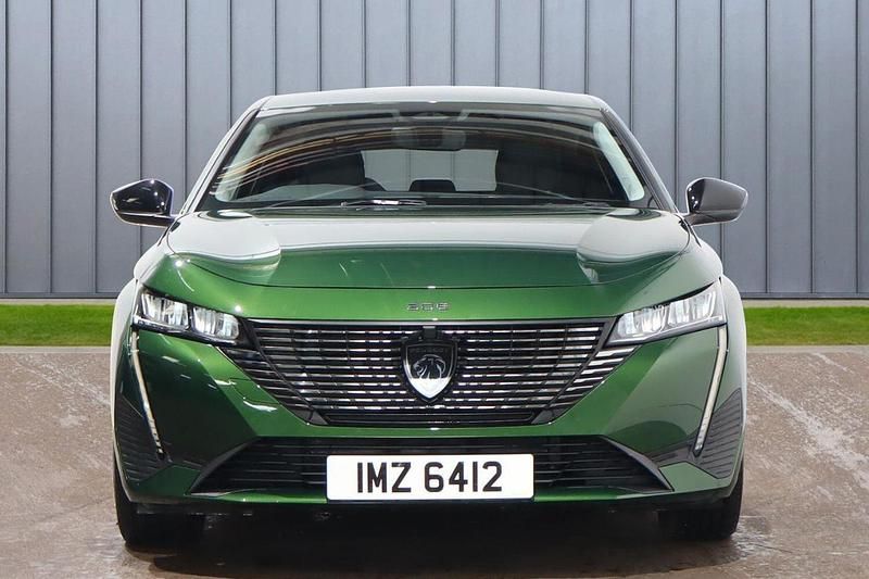 Green Used 2024 Peugeot 308 Allure Hatchback | £20,089 (A bit pricey) - Image 1/4