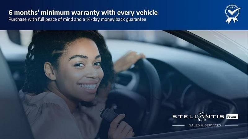 Used Peugeot 208 GT 129 HP (94 kW) 2023 Yellow Hatchback