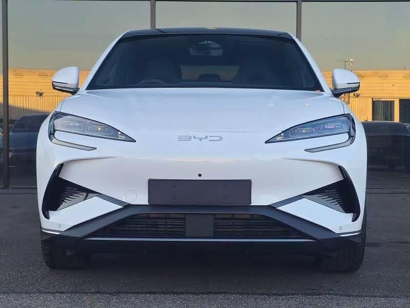 New BYD Sealion 7 389 kW (530 HP) 2026 Polar white SUV