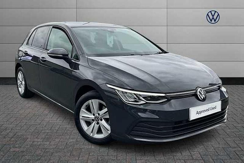 Used VW Golf VIII 130 HP (95 kW) 2021