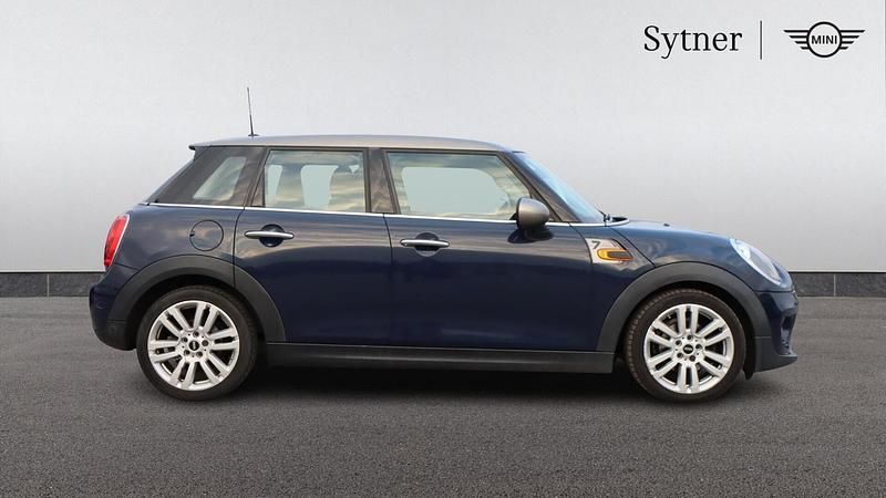 Used Mini Cooper Seven 134 HP (98 kW) 2017 Blue Hatchback
