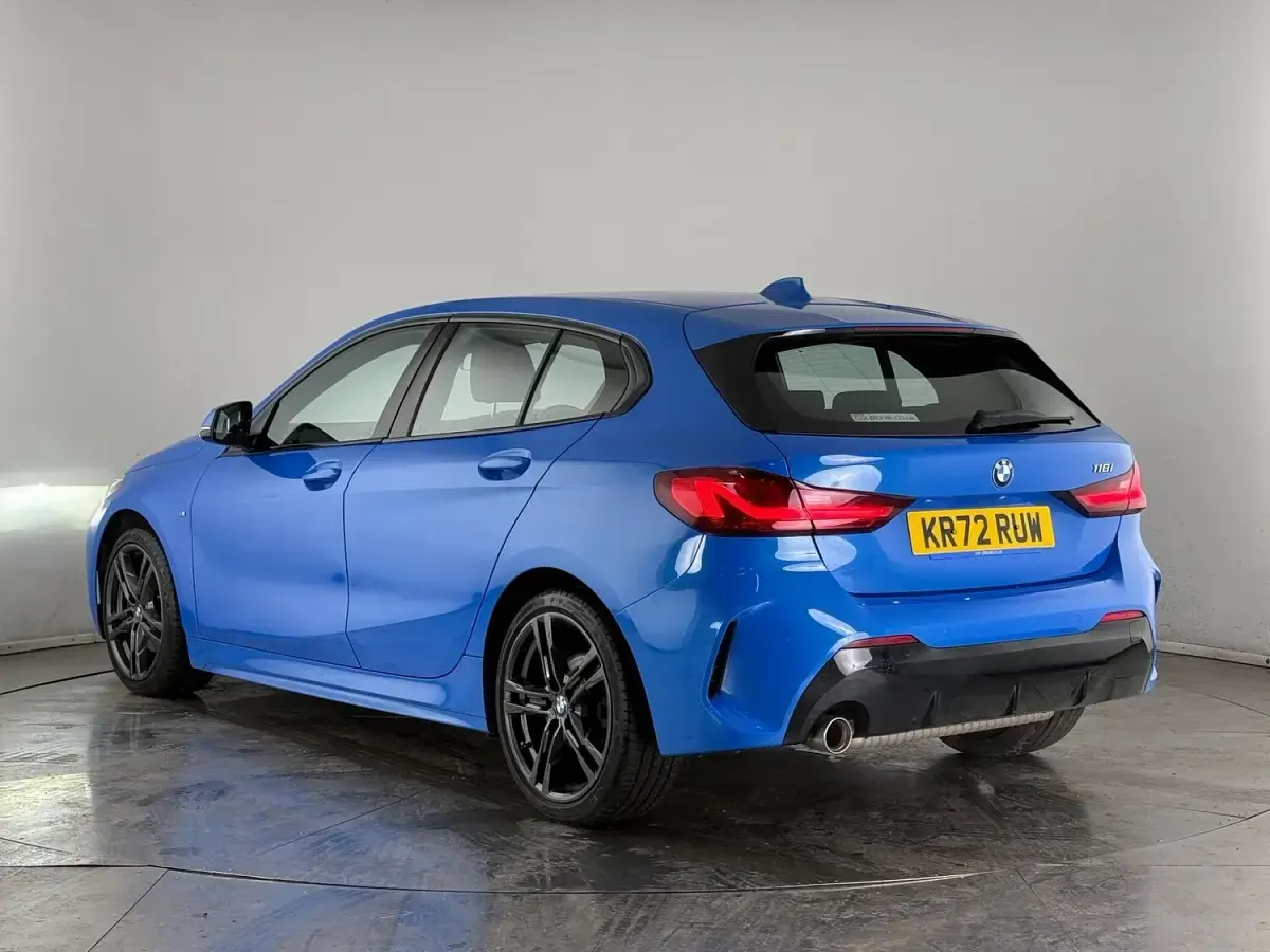Used BMW 118 M Sport 136 HP (100 kW) 2023 Blue Hatchback