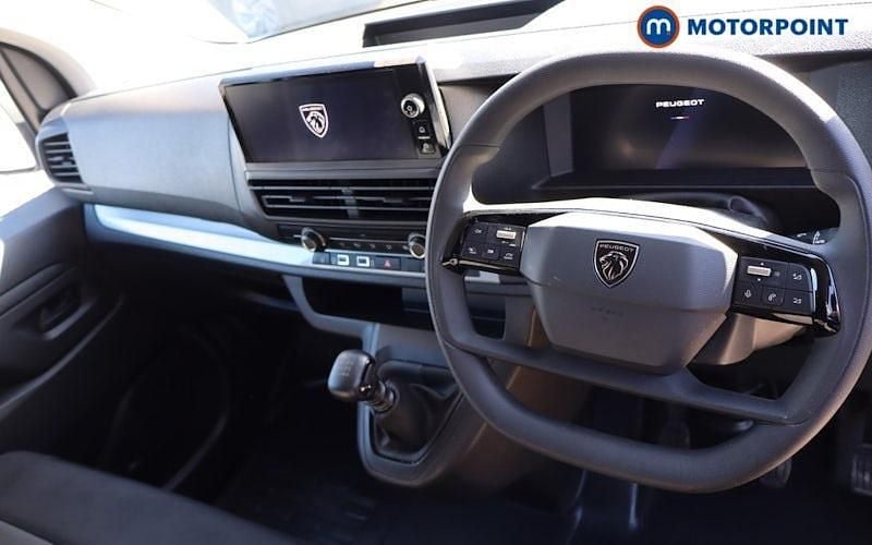 Second-hand Peugeot Expert 120 CP (88 kW) 2025 Van