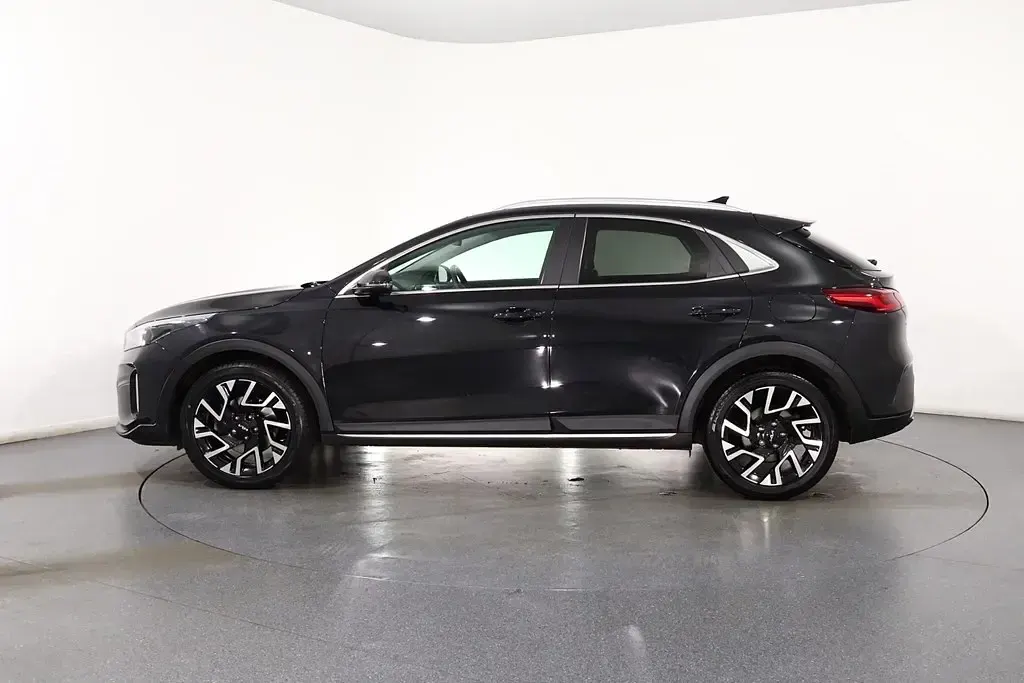 Used Kia XCeed 2023 Black SUV