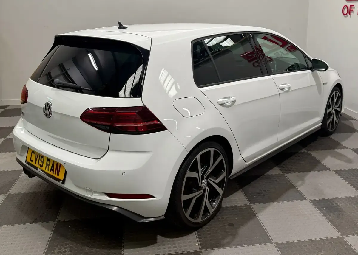 Used VW Golf VII GTD 2019 White Hatchback