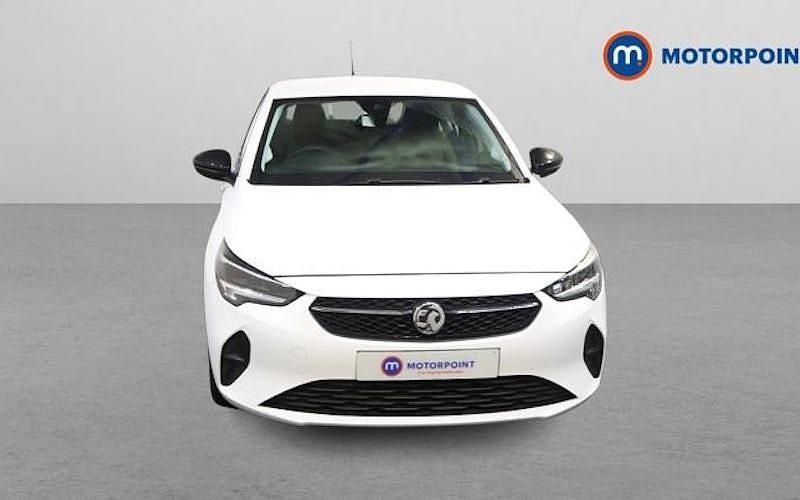 Used Vauxhall Corsa Design Edition 101 HP (74 kW) 2023 White Hatchback