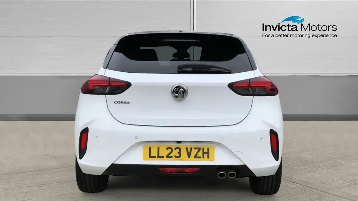 Used Vauxhall Corsa Ultimate 130 HP (95 kW) 2023 White Hatchback