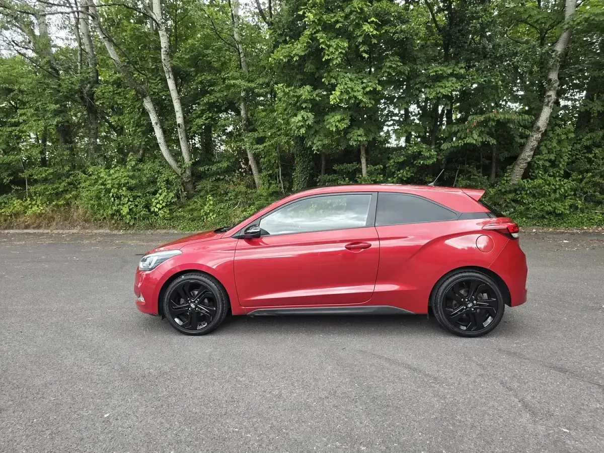 Used Hyundai i20 Sport 2015 Red Coupe