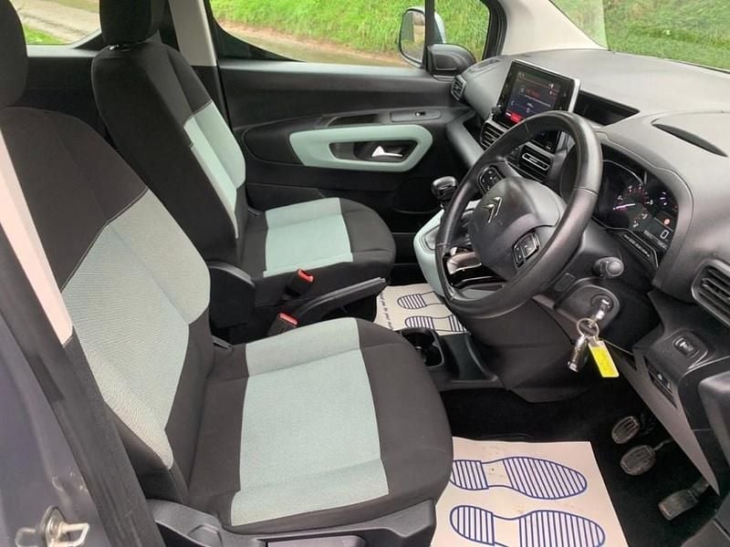 Used Citroën Berlingo Feel 2019 Grey MPV