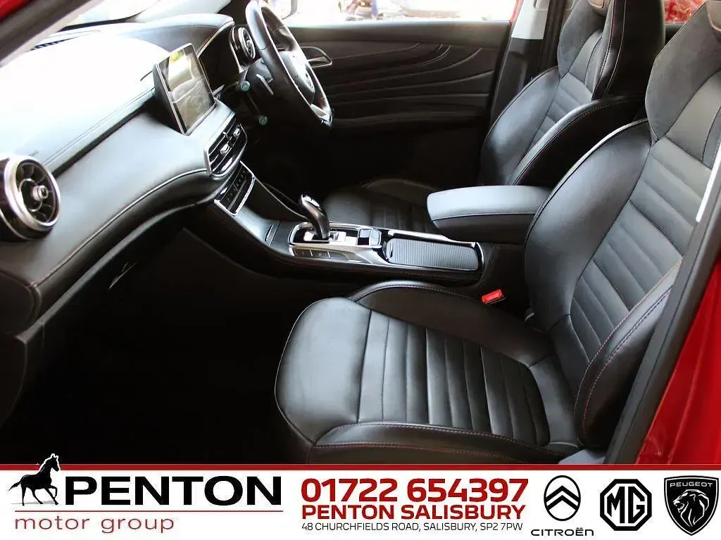 Used MG HS Exclusive 162 HP (119 kW) 2023 Red SUV