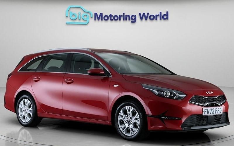 Used 2023 Kia Ceed Sportswagon Estate | £15,700 (Fair price) - Image 1/4
