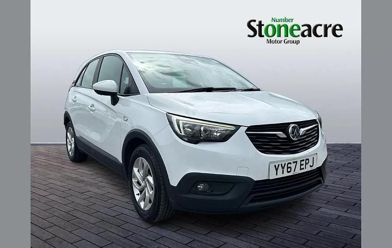 White Used 2017 Vauxhall Crossland X SUV | £7,995 (Expensive) - Image 1/4