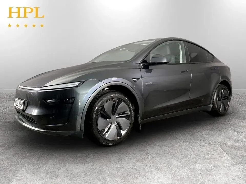 Used Tesla Model Y RWD 286 kW (389 HP) 2025 Grey SUV