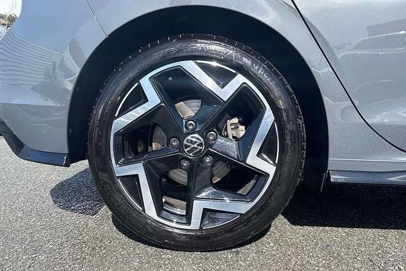 Used VW Golf VIII R-line 150 HP (110 kW) 2025 Grey Hatchback