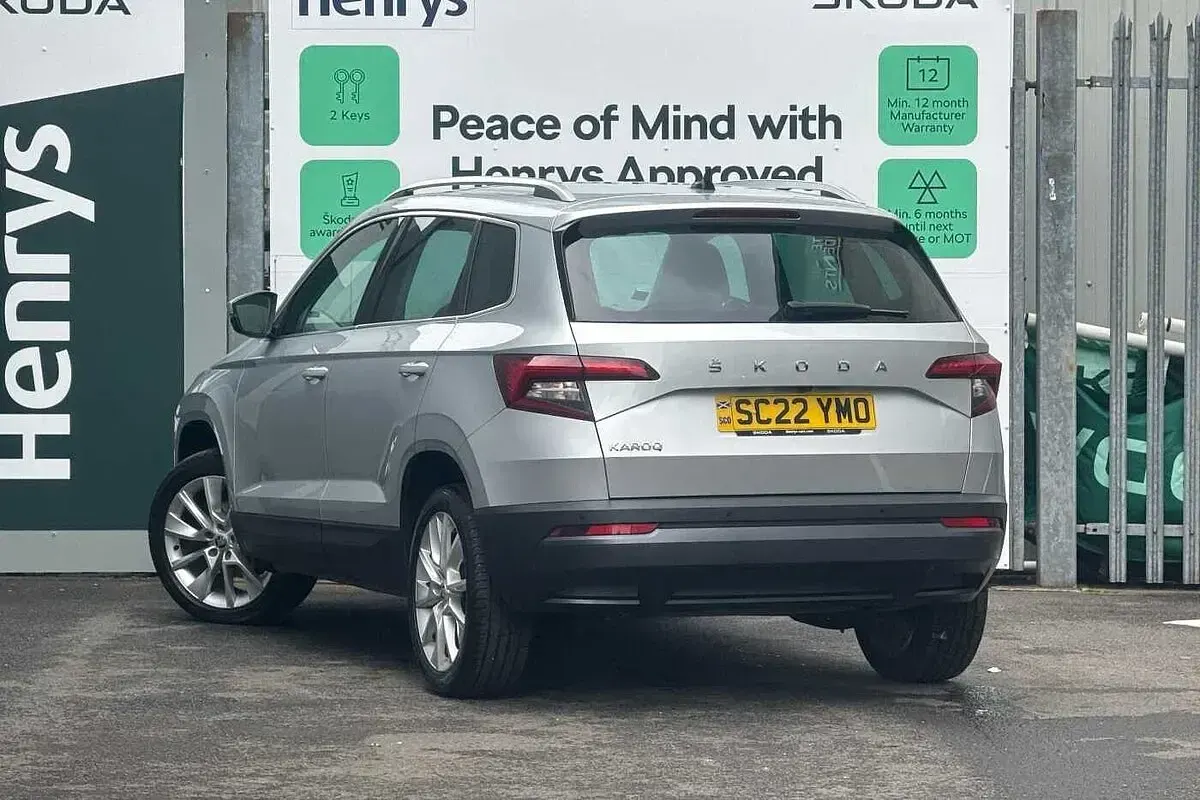 Used Skoda Karoq SE L 150 HP (110 kW) 2022 Brilliant silver metallic SUV