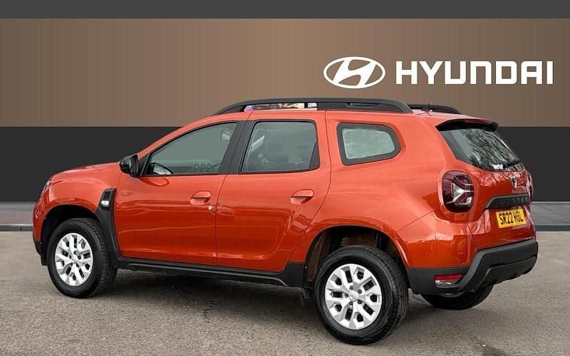 Used Dacia Duster Comfort 131 HP (96 kW) 2022 Orange SUV