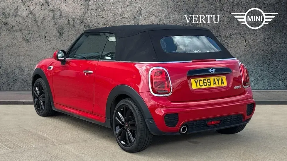Used Mini Cooper Cabriolet Sport 136 HP (100 kW) 2019 Red Cabriolet