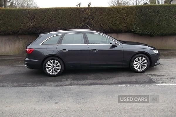 Used Audi A4 Comfort 163 HP (119 kW) 2023 Grey Estate