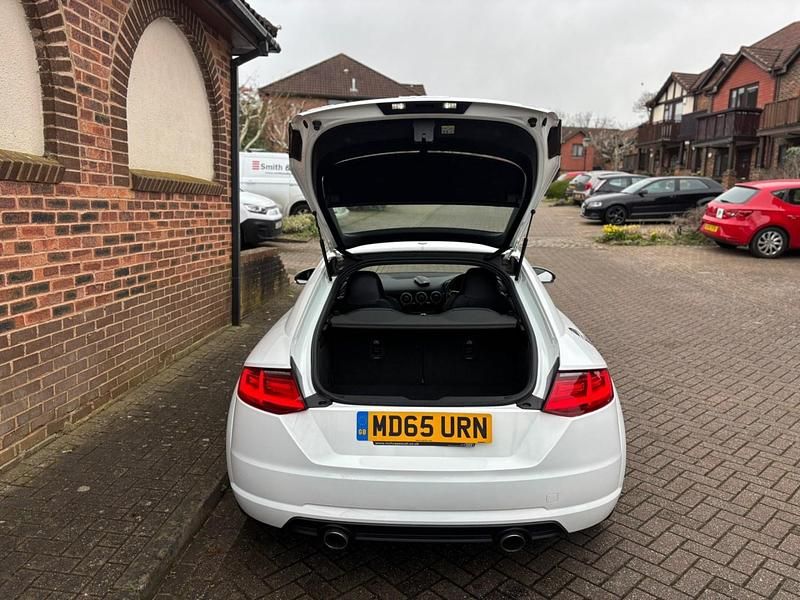 Used Audi TT Sport 184 HP (135 kW) 2015 White Coupe