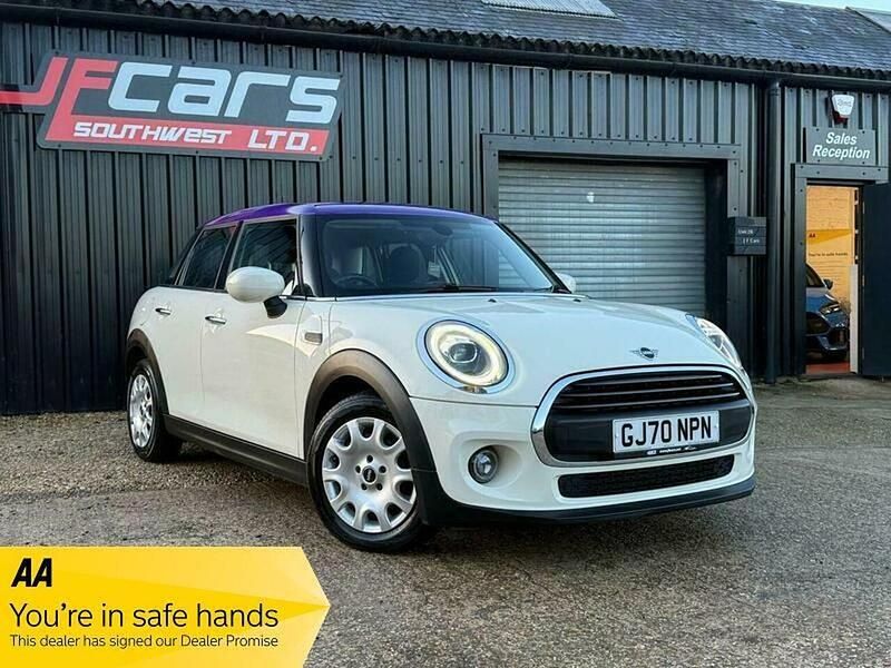 White Used 2020 Mini ONE Comfort Hatchback | £10,250 (Fair price) - Image 1/4