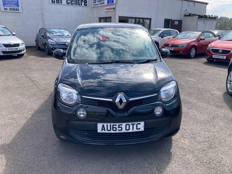 Used Renault Twingo Play 70 HP (51 kW) 2015 Black Hatchback