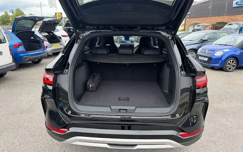 Used BYD Seal U Comfort 218 HP (160 kW) 2024 Black SUV
